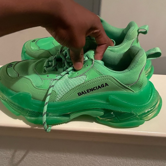 balenciaga Triple S ( Size 40 ) Worn twice - Picture 2 of 4